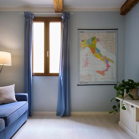 Panicale Blue Historic 1Br Stay Near Medici Chapels & Mercato Centrale Florencia Exterior foto